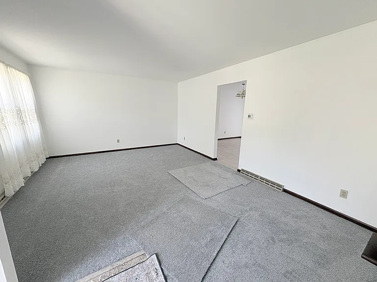 6594 Ravenwood Ave NW — Photo 4