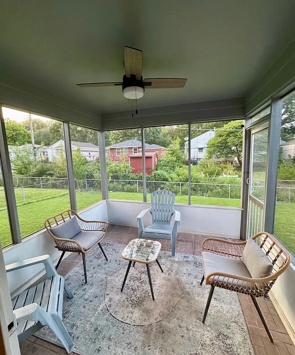 3 bed, 1.5 bath, 1100 sqft, $2,500 — Photo 4