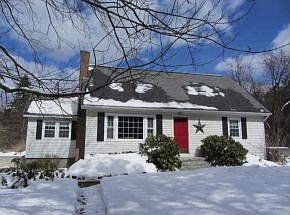 1st image of 5 Horseshoe Ln
