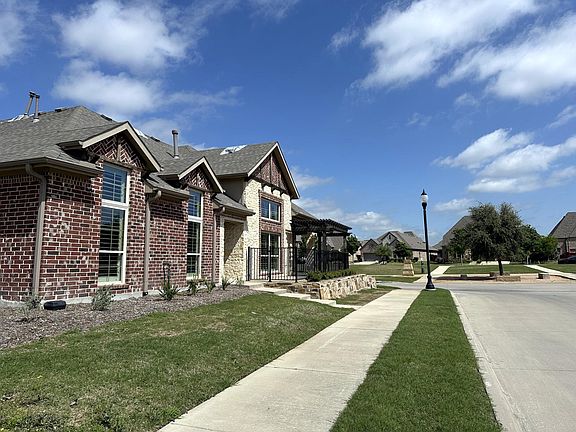 3rd image of 4161 Pavonia Ln