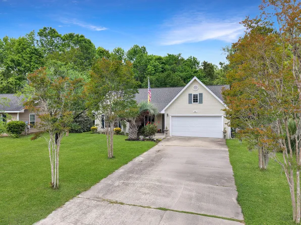 1061 Reverend Joseph Heyward Rd, Charleston, SC 29414