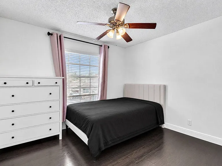 7145 Crescent Creek Way #7145 — Photo 15