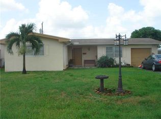 7630 NW 16th Ct, Pembroke Pines, FL 33024