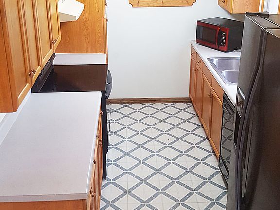 Large Kitchen with storage