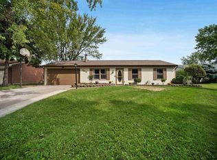 7615 Tipperary Trl, Fort Wayne, IN 46815