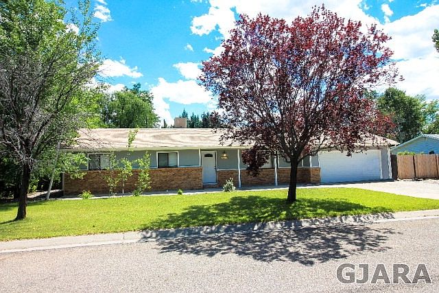 1st image of 2691 Catalina Dr