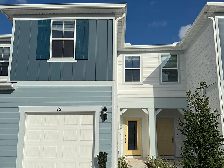 Welcoming Front Entrance & Private Driveway