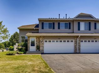 536 Spruce Dr, Hudson, WI 54016