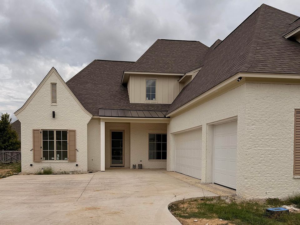 1st image of 128 Venice Way