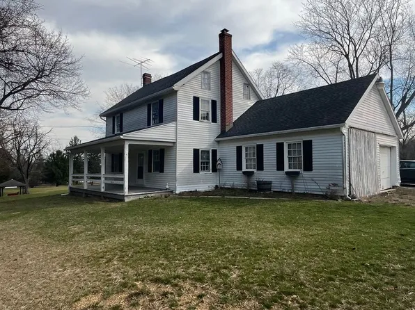 676 Westminster Ave, Hanover, PA 17331