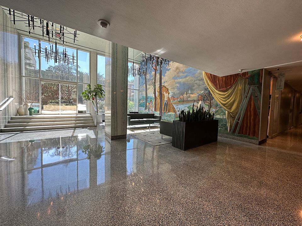 1st image of 604 S Washington Sq #1313A