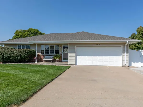 4138 Natalia Way, Sioux City, IA 51106