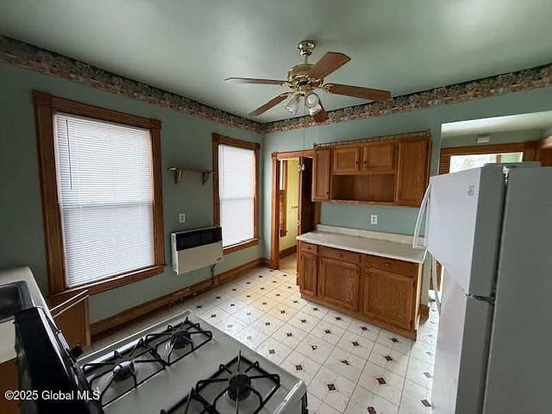 5th image of 428 6th Avenue