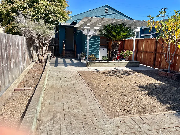 21421 Rizzo Ave — Photo 27