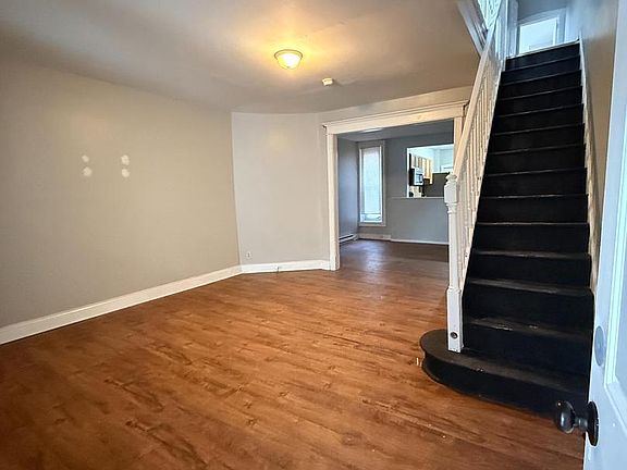 4th image of 5245 Florence Ave