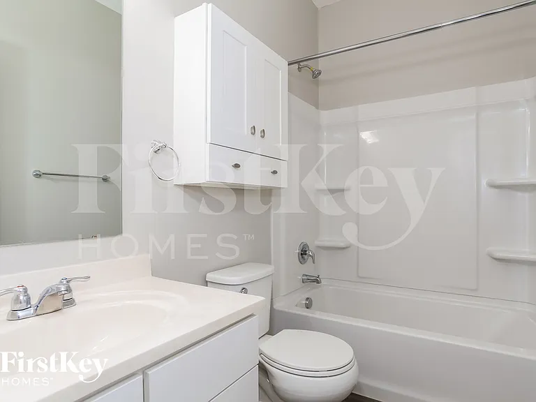 3962 Snowcreek Dr — Photo 10