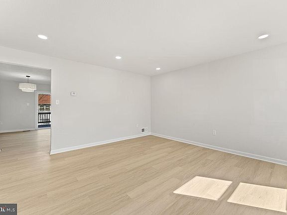 2nd image of 4612 Charlton Ct