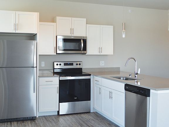 4th image of N63W23675 Main St #2e1d8ca5d