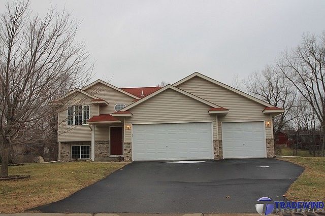 1st image of 10938 Able St NE