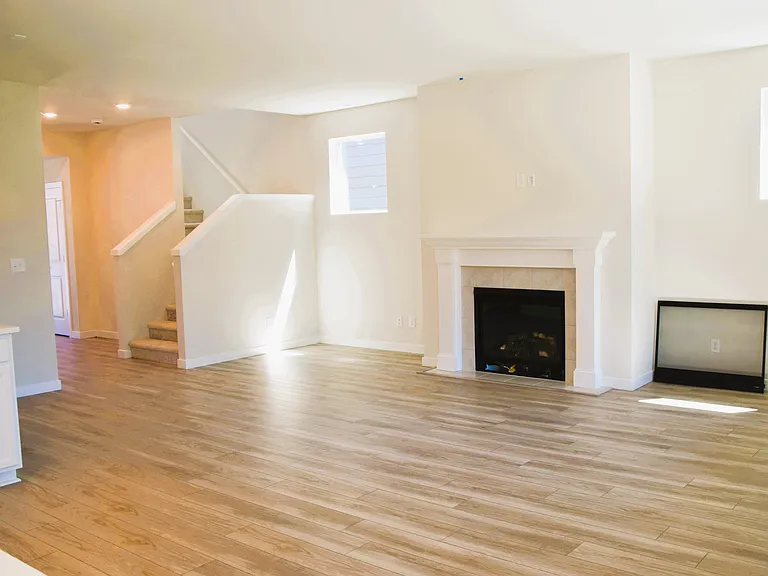 5381 Century Pl NE — Photo 11