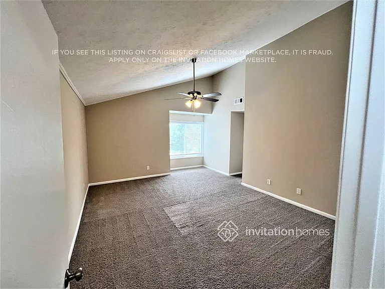5006 Stoney Point Cir — Photo 11