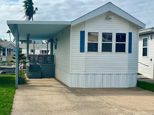 698 E Clam Cir, Port Isabel, TX 78578