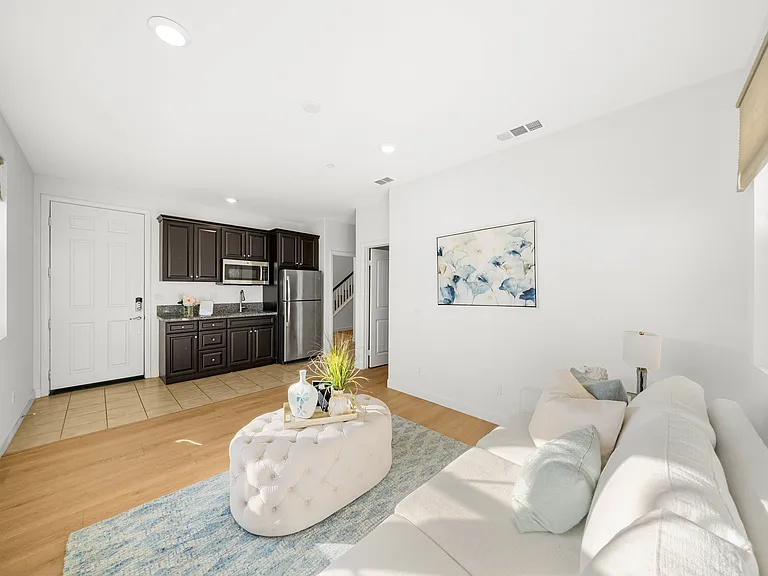 6956 Larochelle Way #B — Photo 6