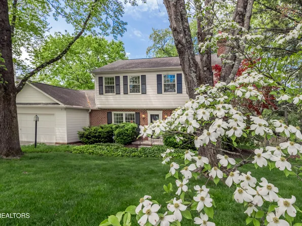 1327 Beacon Hill Ln, Knoxville, TN 37919