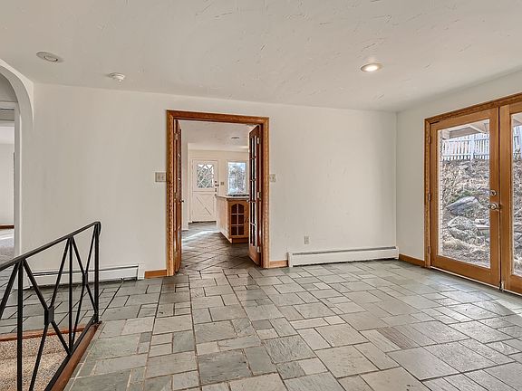 3rd image of 1045 Gilbert St