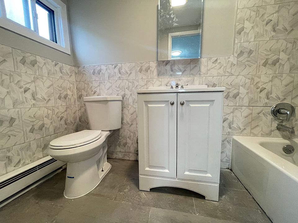 2nd image of 481 Avenue C #22E