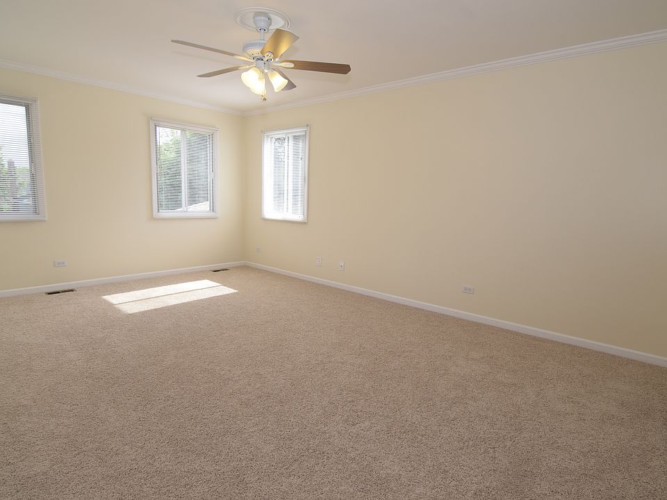 1st image of 1017 Hyde Park Ln