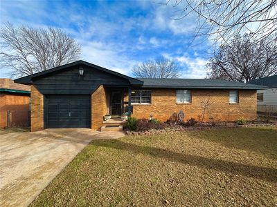 313 S 15th St, Clinton, OK, 73601