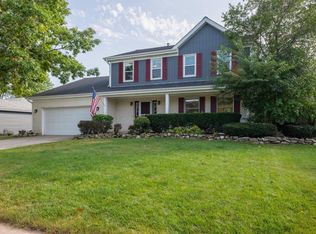 1275 Newton Ave, Batavia, IL 60510