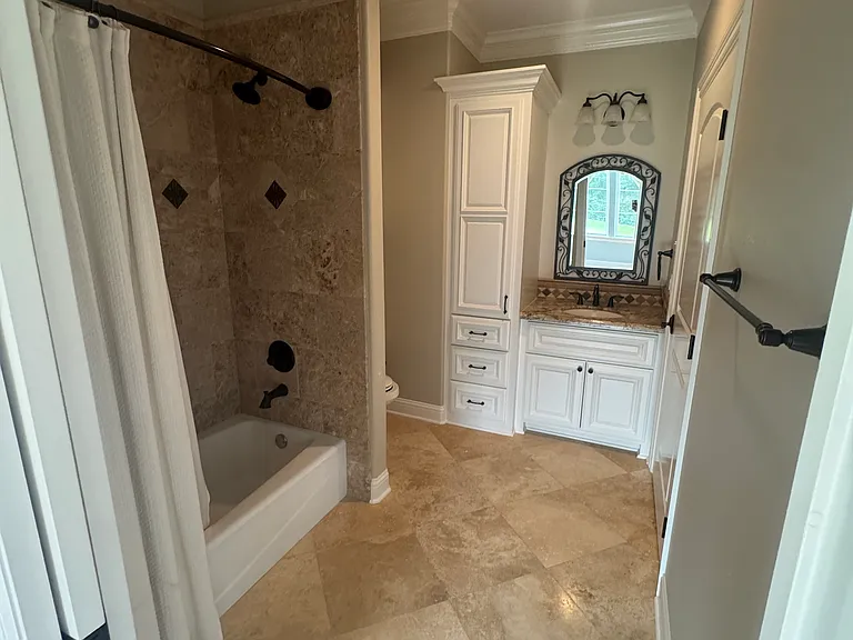 Bath with bedroom 1