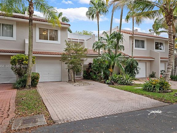 2nd image of 10252 NW 52nd Ter