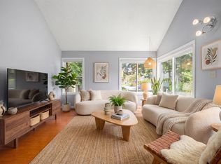 4725 Cedarglen Pl, Burnaby, BC V5G 4B6