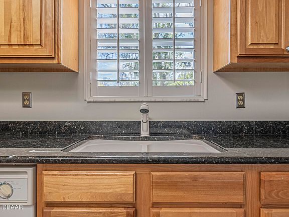 4th image of 84 Tomoka Meadows Blvd