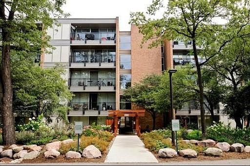 1st image of 6020 Oakwood Dr APT 1J