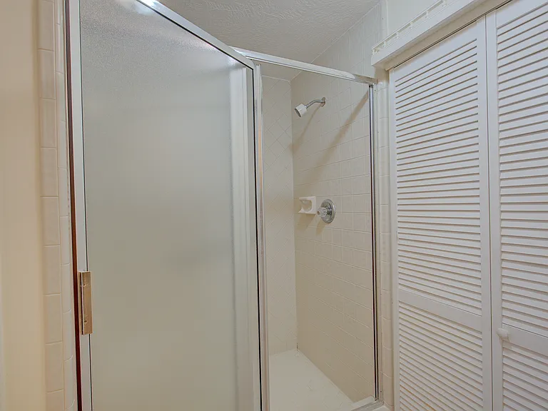 31 Freshwater Dr — Photo 11