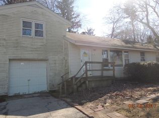 321 72nd St, Burr Ridge, IL 60527