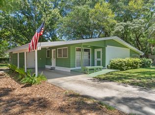 28 Magnolia Dr, Mary Esther, FL 32569