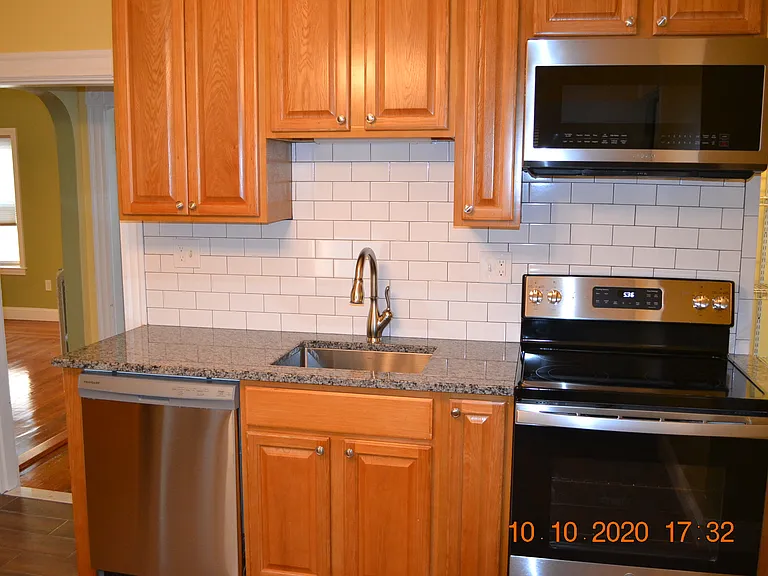 17 Ellsworth St #2 — Photo 1