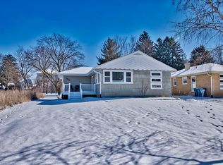 5701 Webster St, Downers Grove, IL 60516