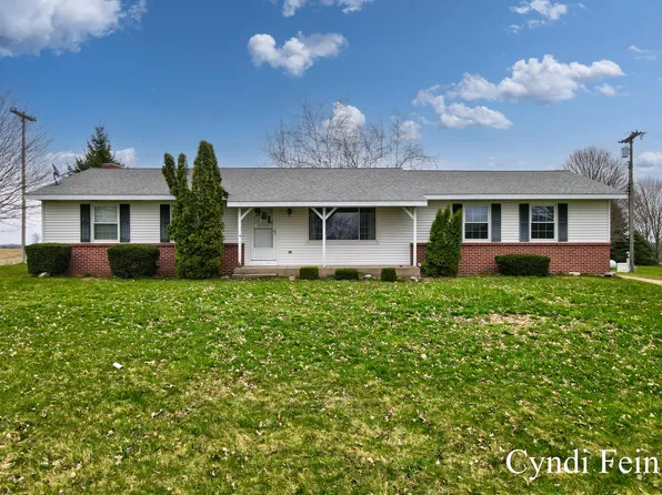 2280 8th Ave SW, Byron Center, MI 49315