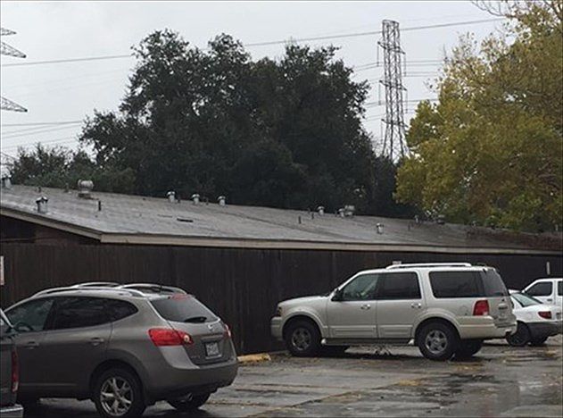 2nd image of 4304 Sherwood Ln APT 5