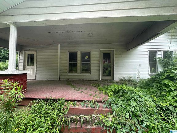 2nd image of 275 Commerce Ave