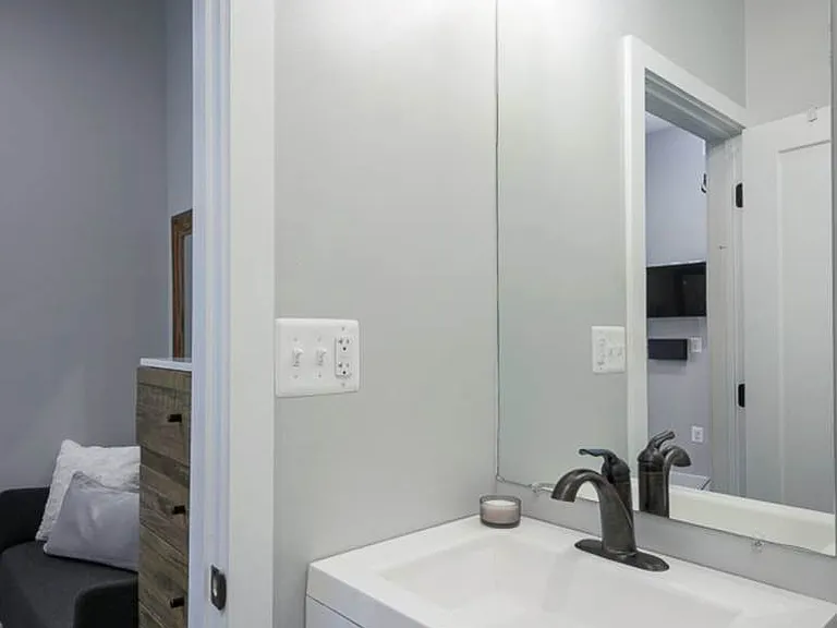 2110 R St NW #101 — Photo 8