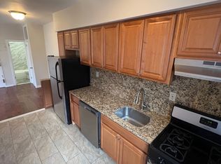 31-89 32nd St UNIT 3R, Astoria, NY 11106