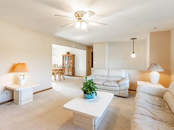 5th image of 1122 Higby Dr