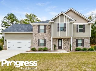 409 Invector Ct, Locust Grove, GA 30248